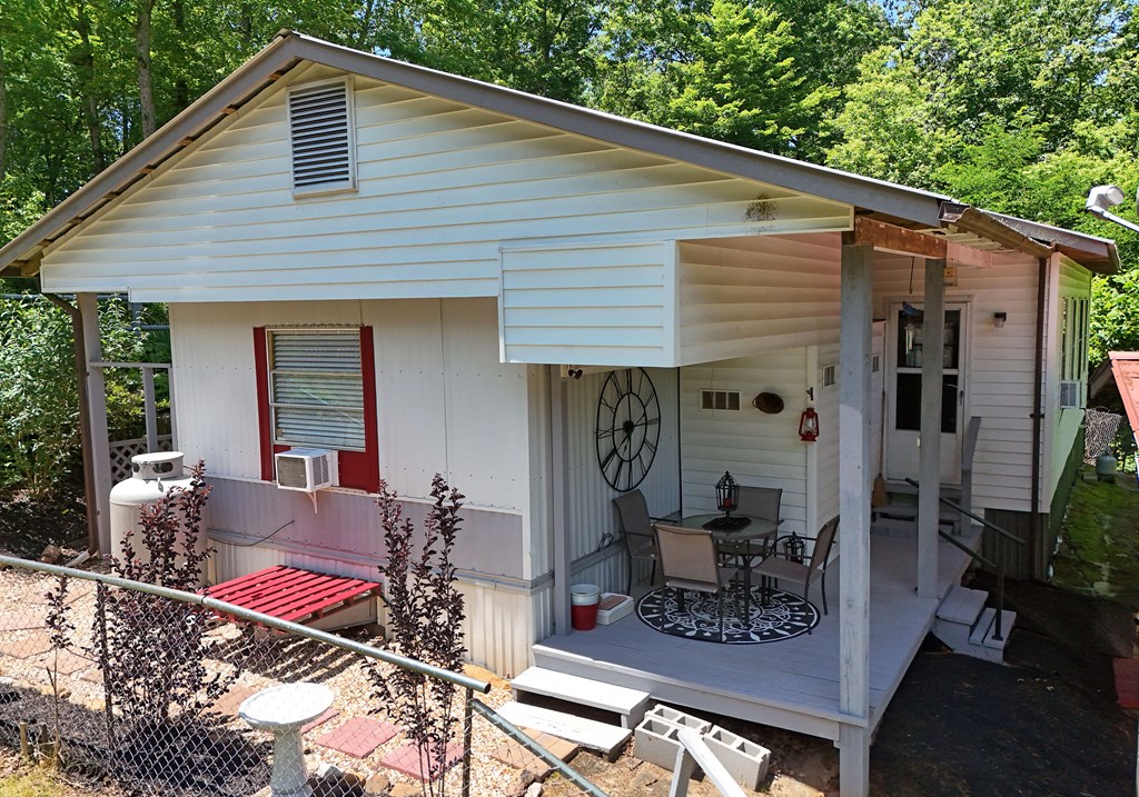 1066 Konahetah Road Property Photo 12