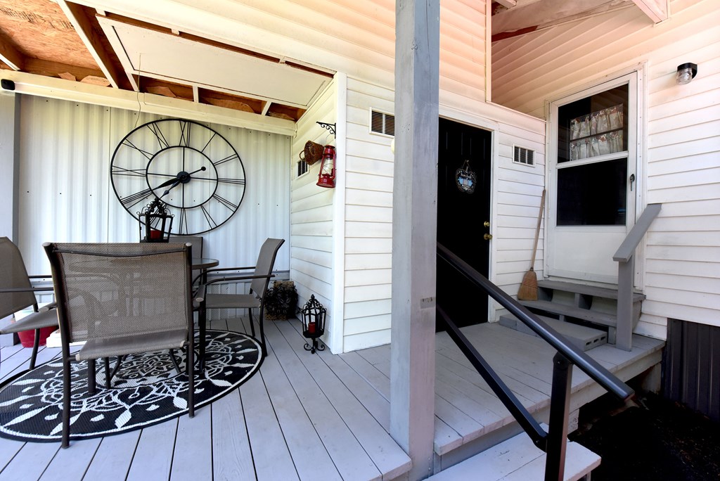 1066 Konahetah Road Property Photo 14