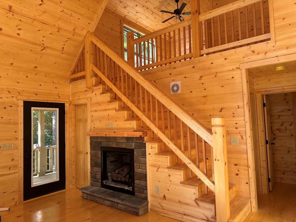 730 Whispering Ridge Dr. Property Photo 3