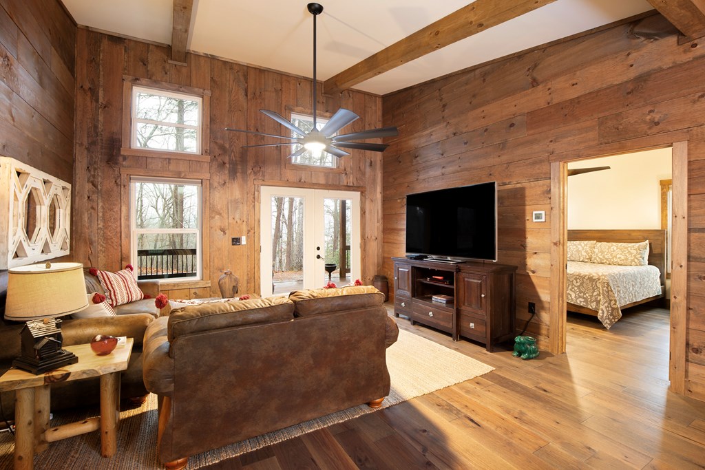 431222 Property Photo 5