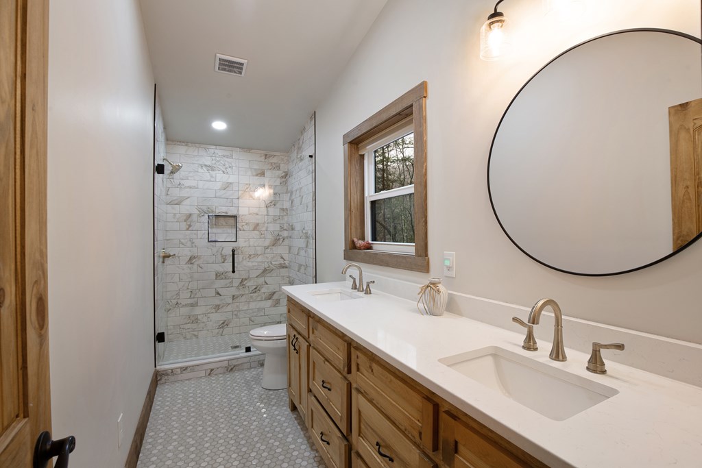 431222 Property Photo 10