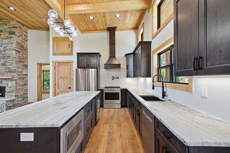 216 Old Orchard Road Property Photo 10