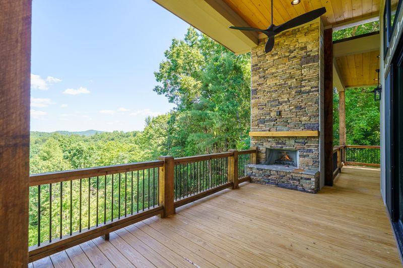 216 Old Orchard Road Property Photo 16