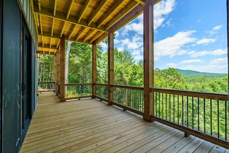 216 Old Orchard Road Property Photo 18