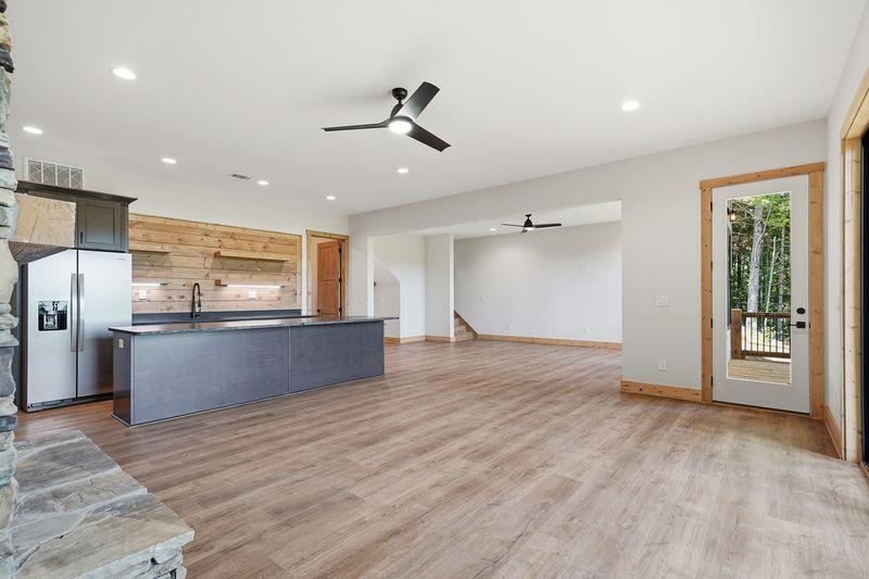 216 Old Orchard Road Property Photo 32