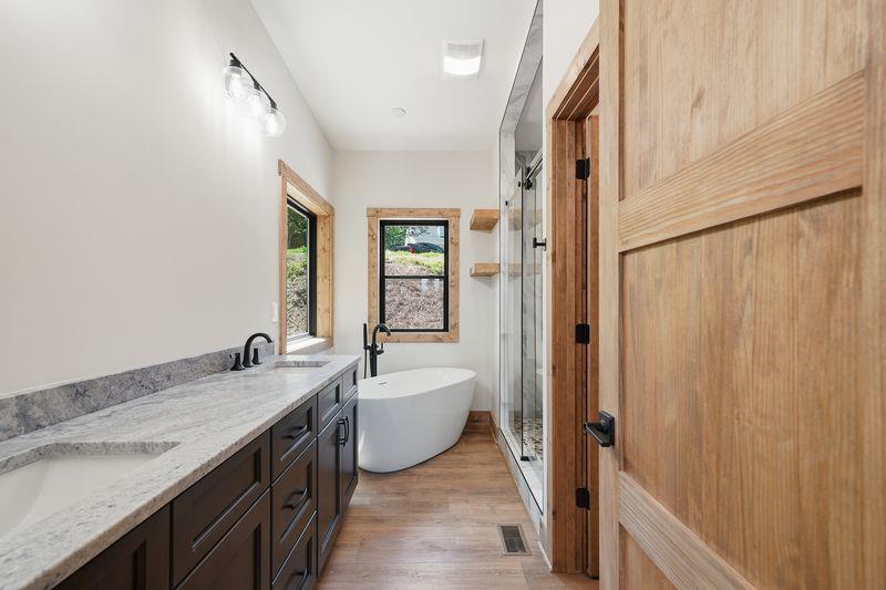 216 Old Orchard Road Property Photo 35