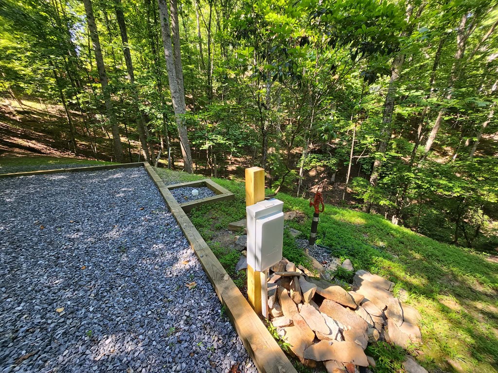 158 5th Street Property Photo 8