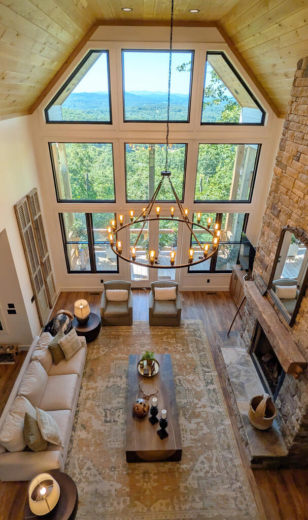 514 Winding Ridge Property Photo 3
