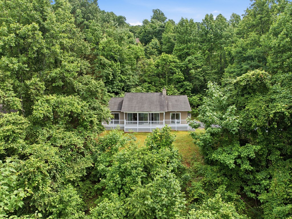 3160 Hiawassee Trace Property Photo 5