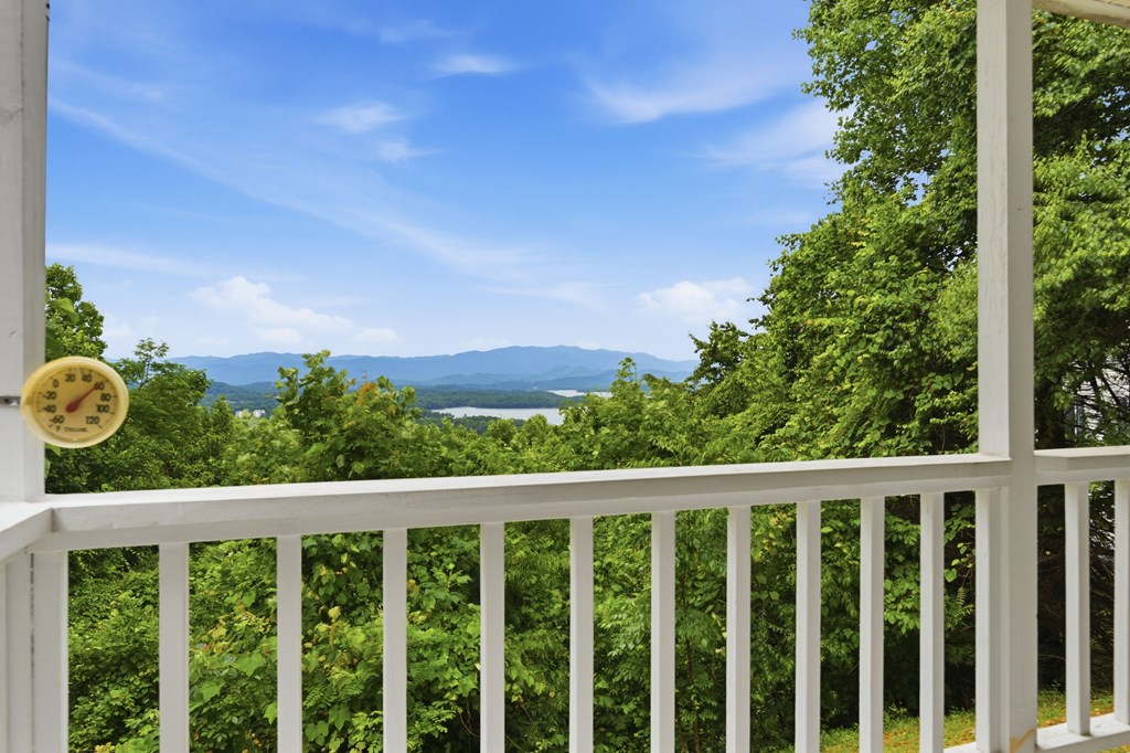 3160 Hiawassee Trace Property Photo 9