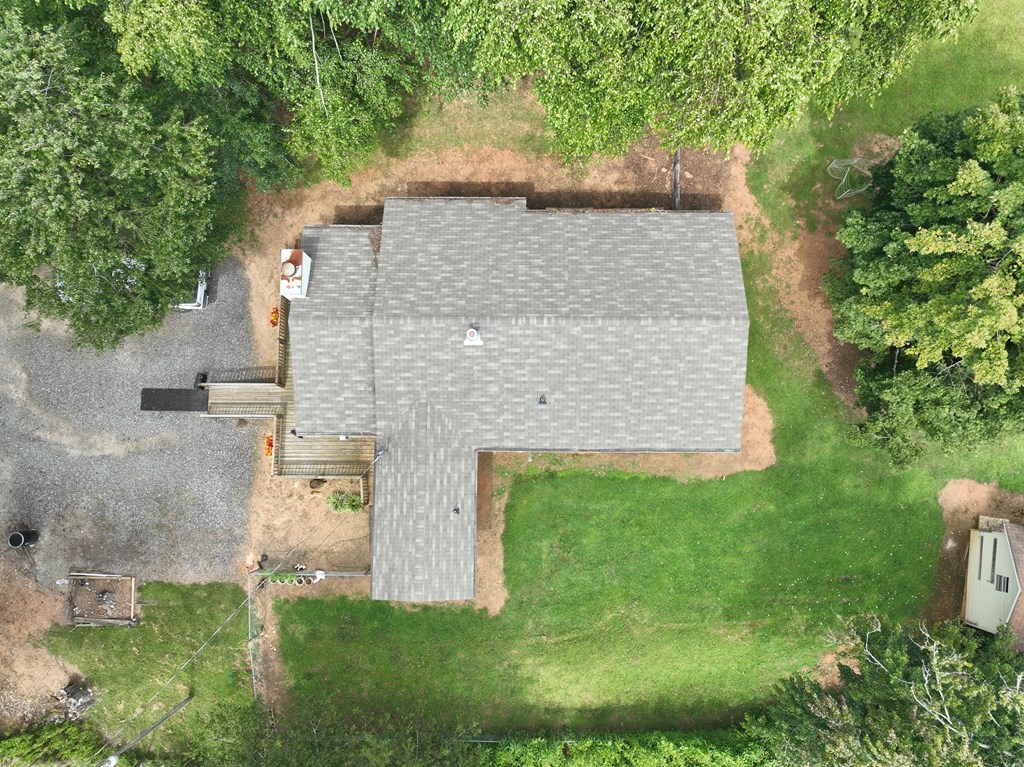 903 Village Road Property Photo 5
