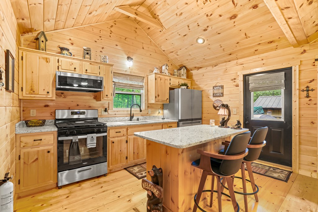 207 Bentley Cove Property Photo 10