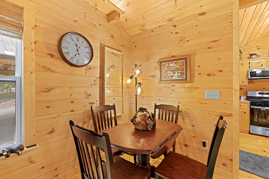 207 Bentley Cove Property Photo 15