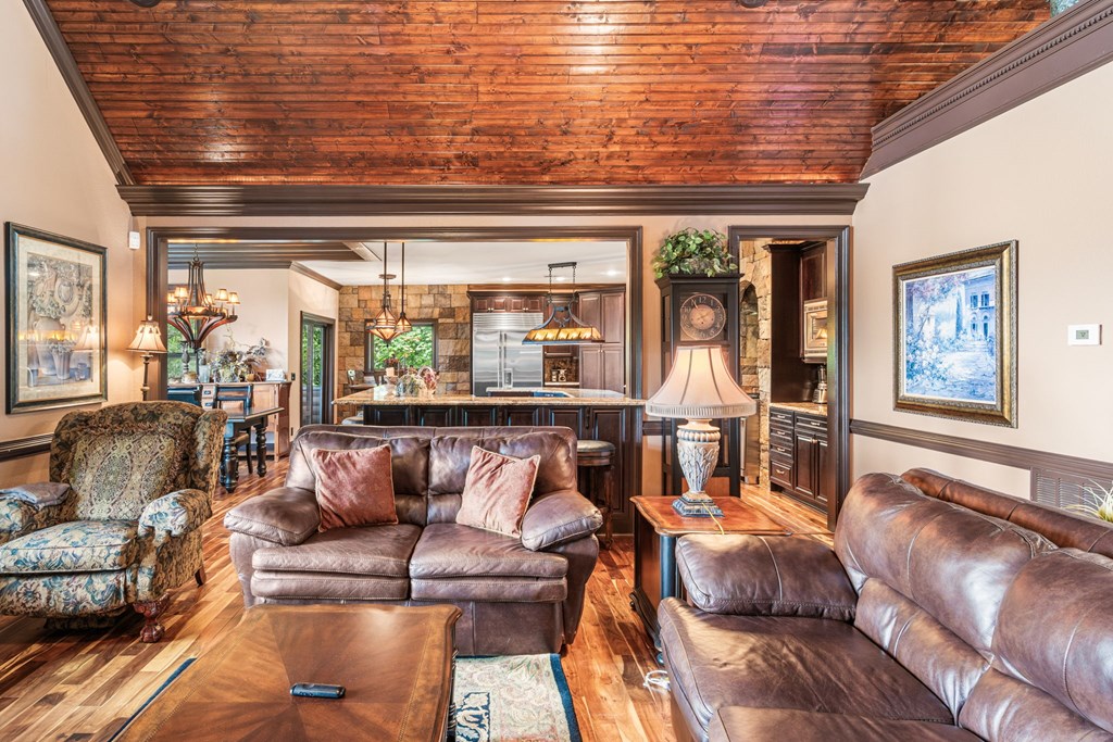 1748 Harris Ridge Road Property Photo 10