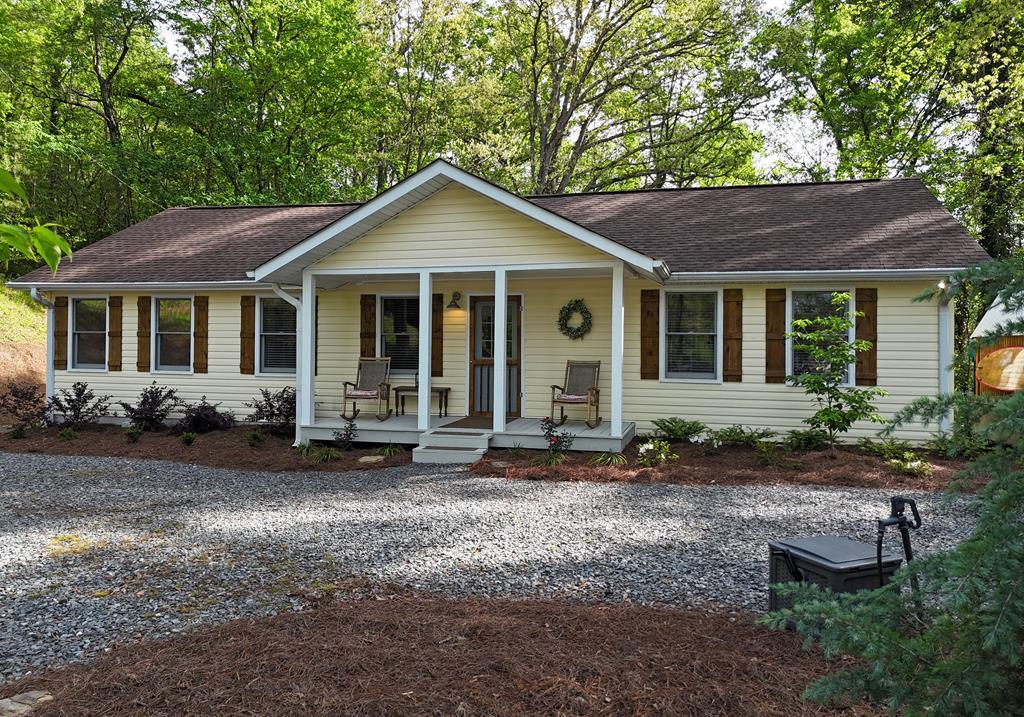 61 Bradley Street Property Photo 1