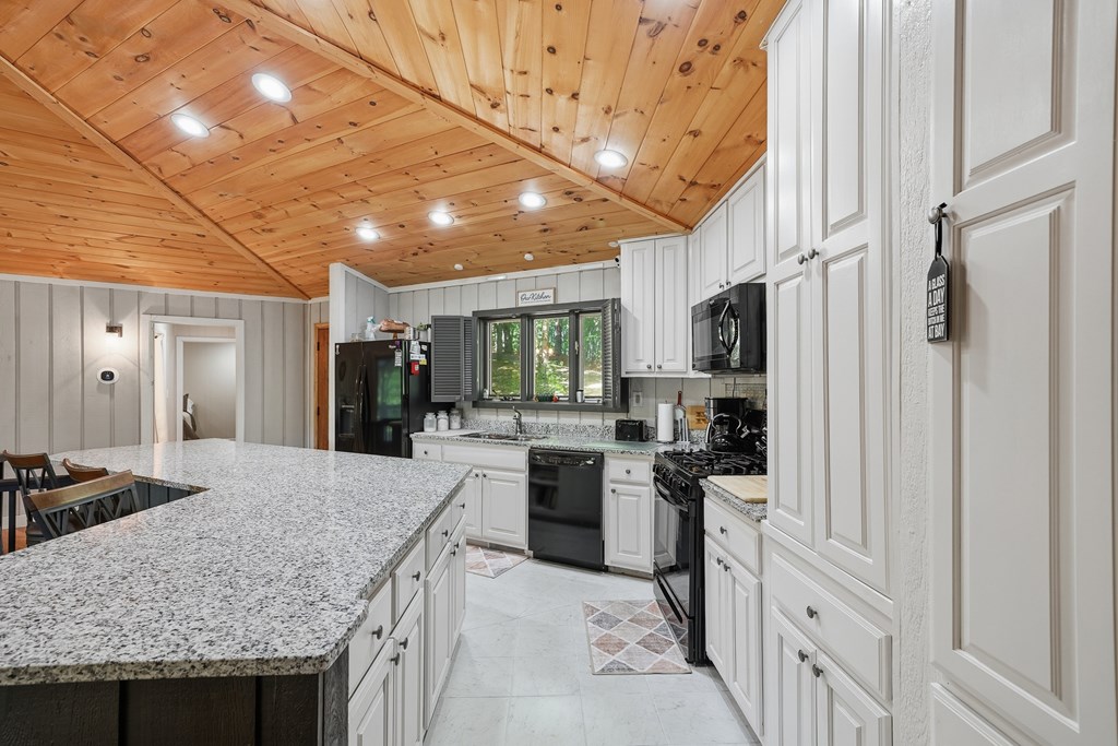 775 Mountain Oak Road Property Photo 14