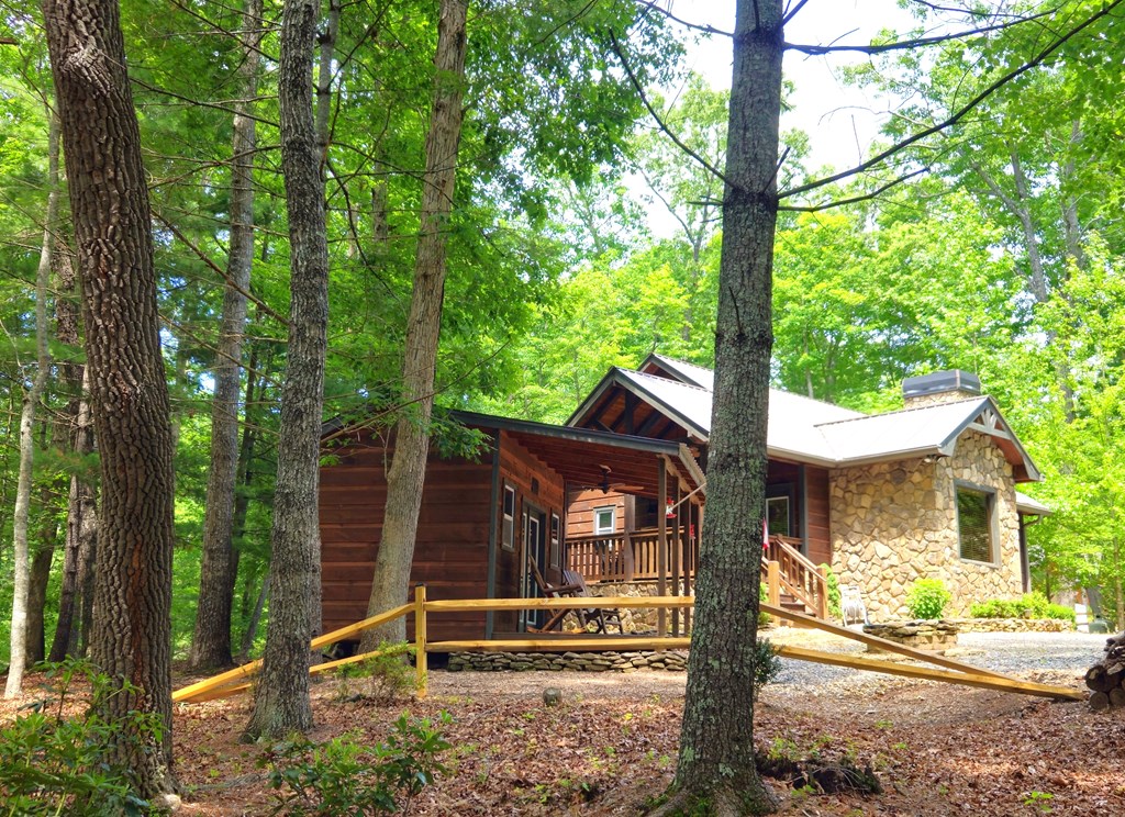 211 Winding Brook Trail Property Photo 101