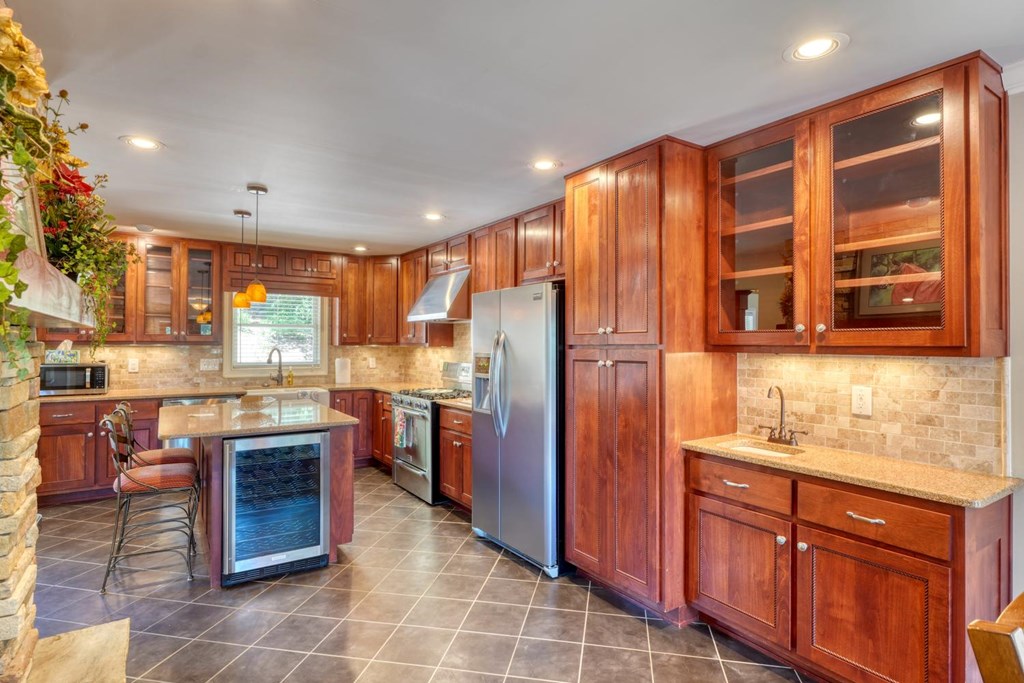 276 Lancelot Loop Property Photo 4