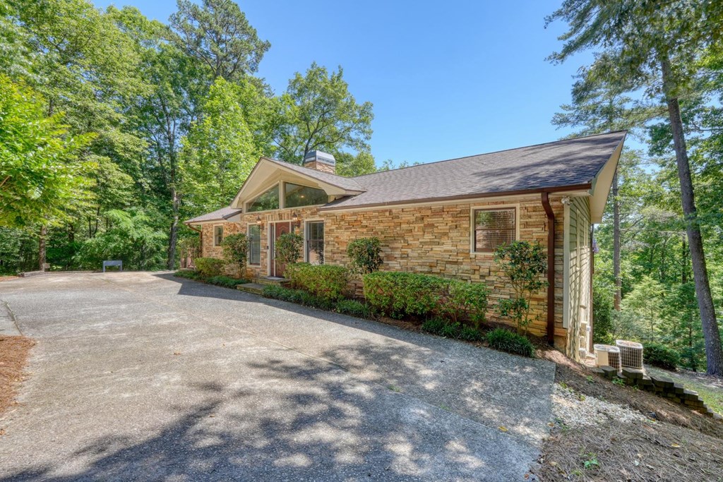 276 Lancelot Loop Property Photo 9