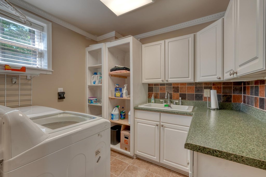 276 Lancelot Loop Property Photo 41