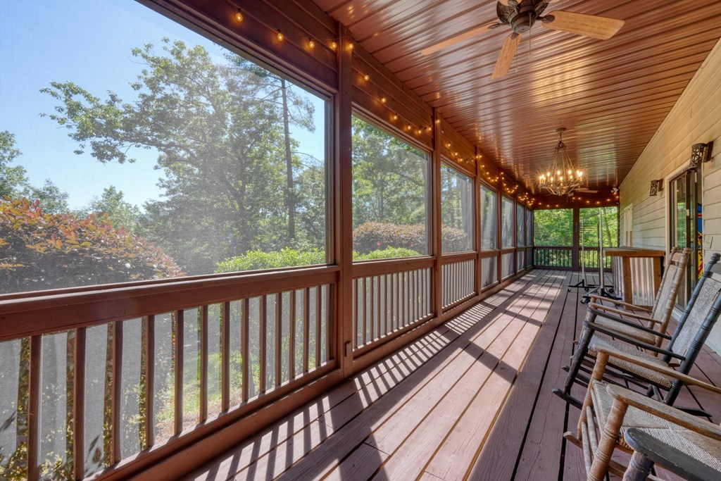 276 Lancelot Loop Property Photo 49