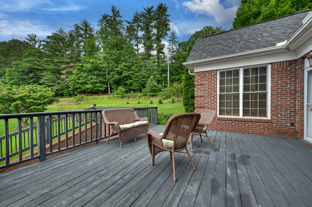 20 Dial Road Property Photo 28