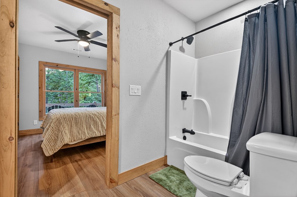 270 Wild Oaks Way Property Photo 31