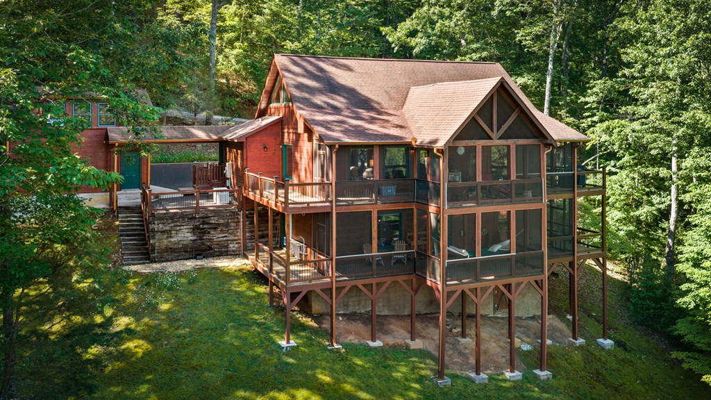 169 Walnut Mountain Road Property Photo 3