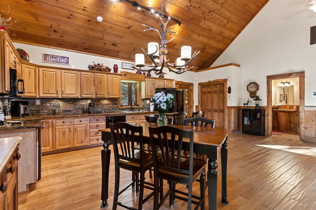 169 Walnut Mountain Road Property Photo 7