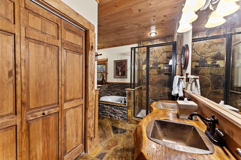 169 Walnut Mountain Road Property Photo 12