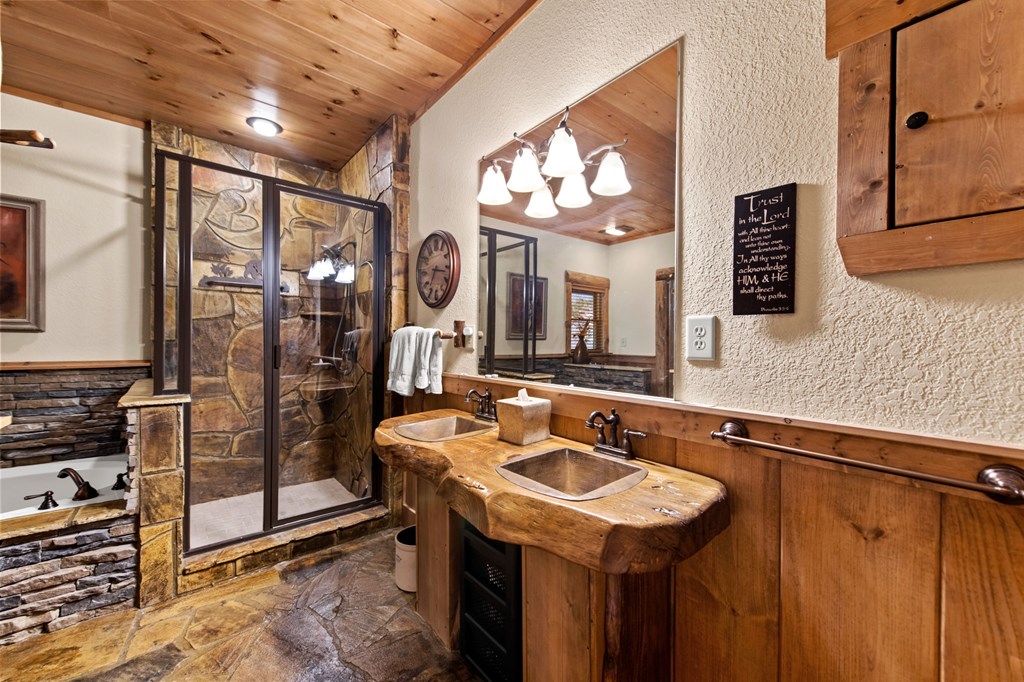169 Walnut Mountain Road Property Photo 13