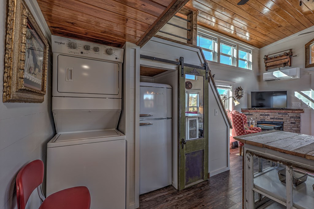476 Property Photo 11