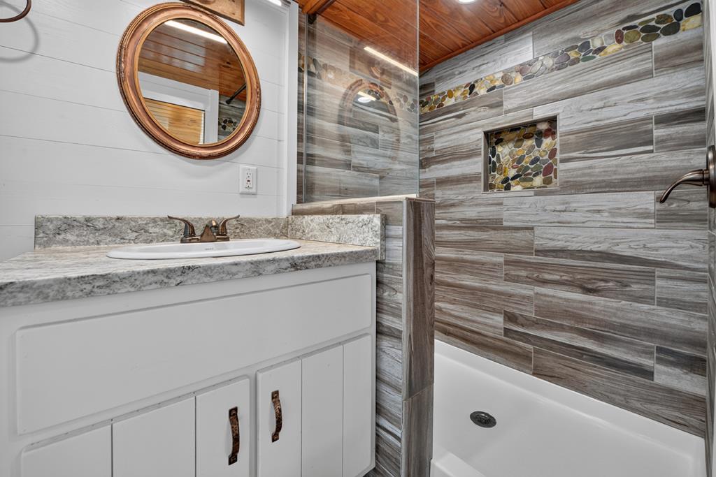 476 Property Photo 64