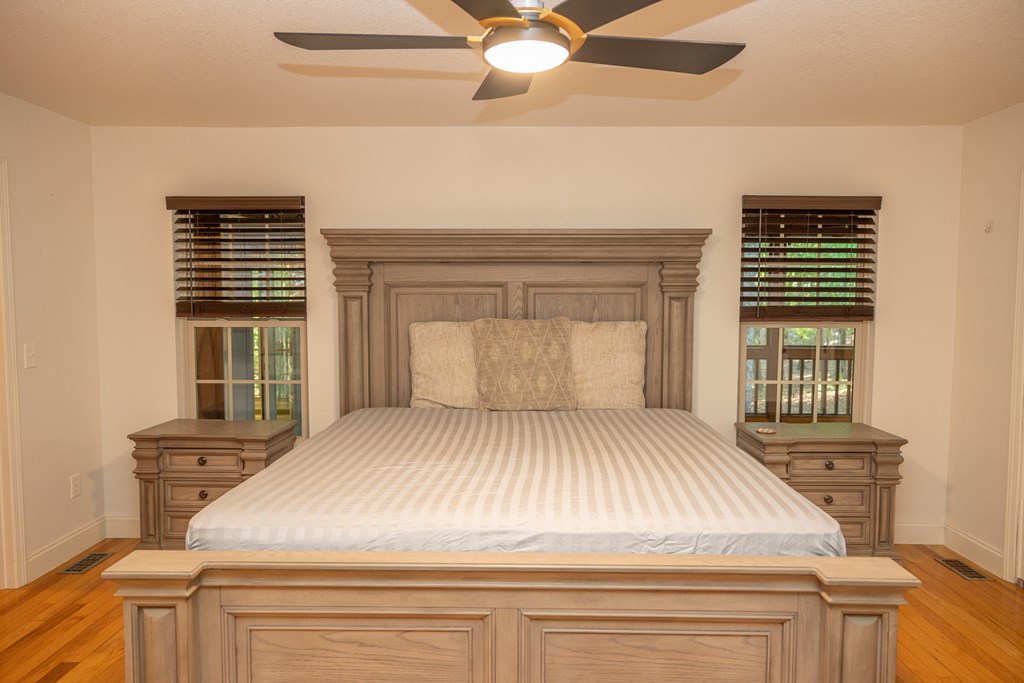 182 Oak Hills Drive Property Photo 7