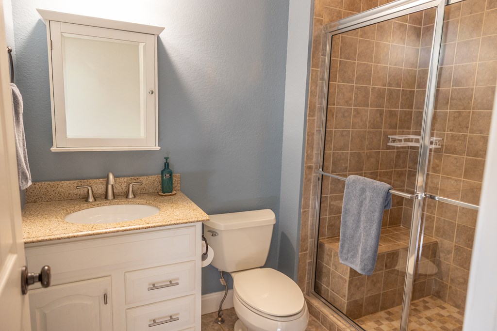 182 Oak Hills Drive Property Photo 15