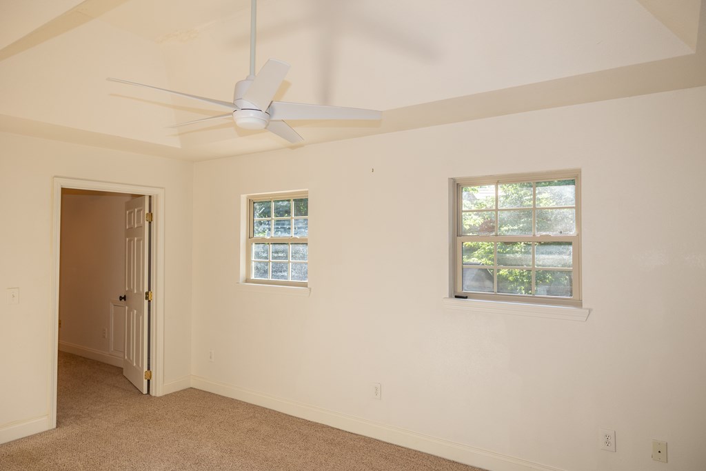 182 Oak Hills Drive Property Photo 17