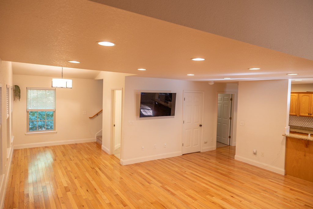 182 Oak Hills Drive Property Photo 43