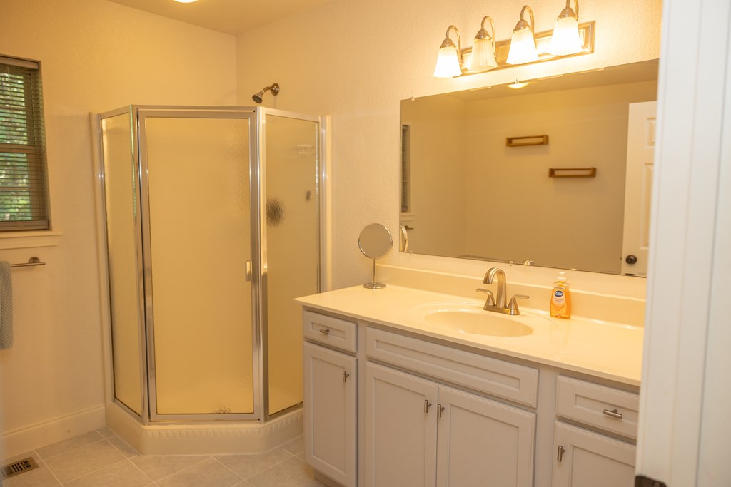 182 Oak Hills Drive Property Photo 53