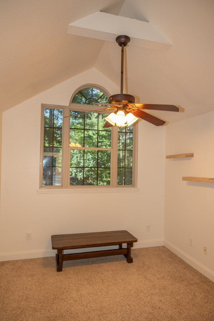 182 Oak Hills Drive Property Photo 54