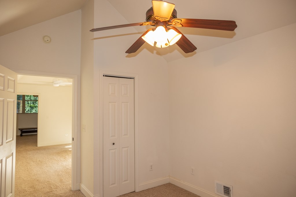 182 Oak Hills Drive Property Photo 58