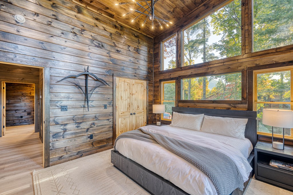 25 Quail Hollow Property Photo 7