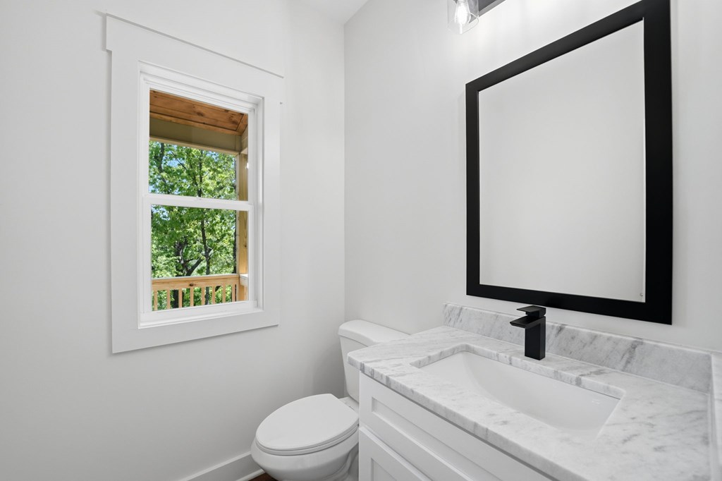 1600 Dover Drive Property Photo 23