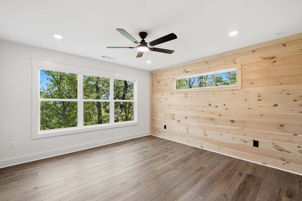 1600 Dover Drive Property Photo 31