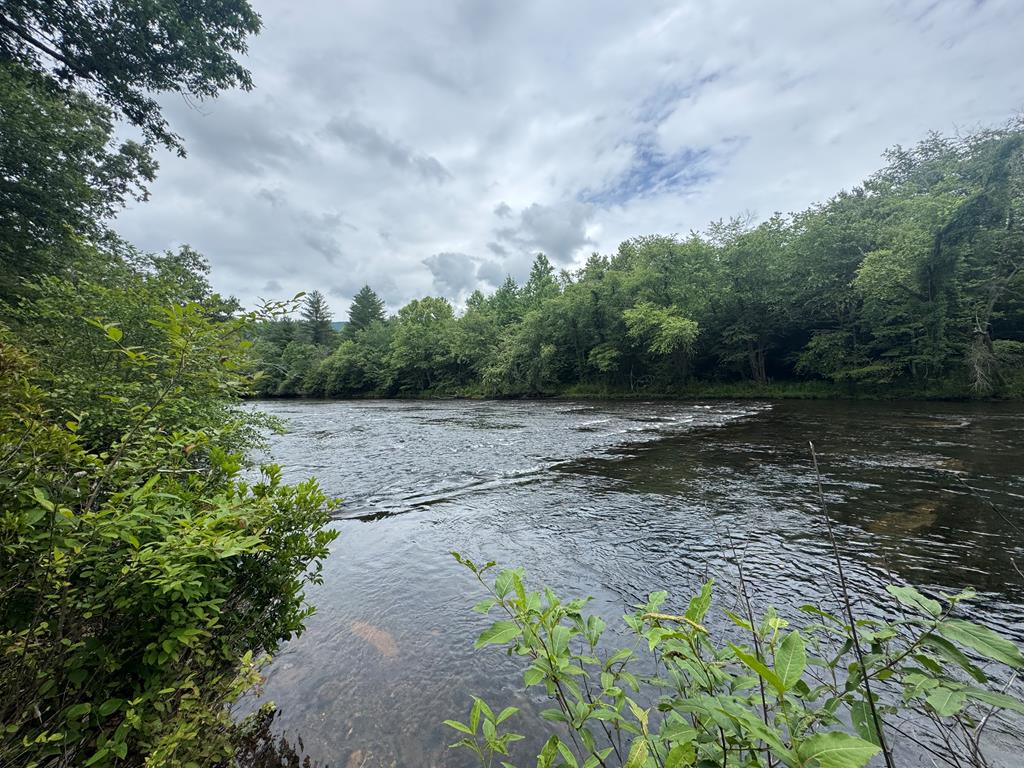 5531 Fires Creek Road Property Photo 1
