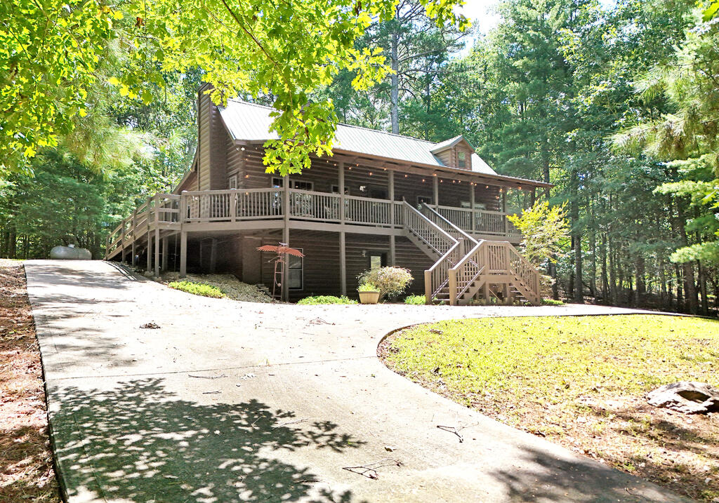 345 Acadia Drive Property Photo 10