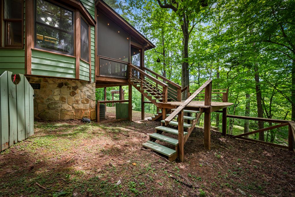421 Twin Creeks Property Photo 34