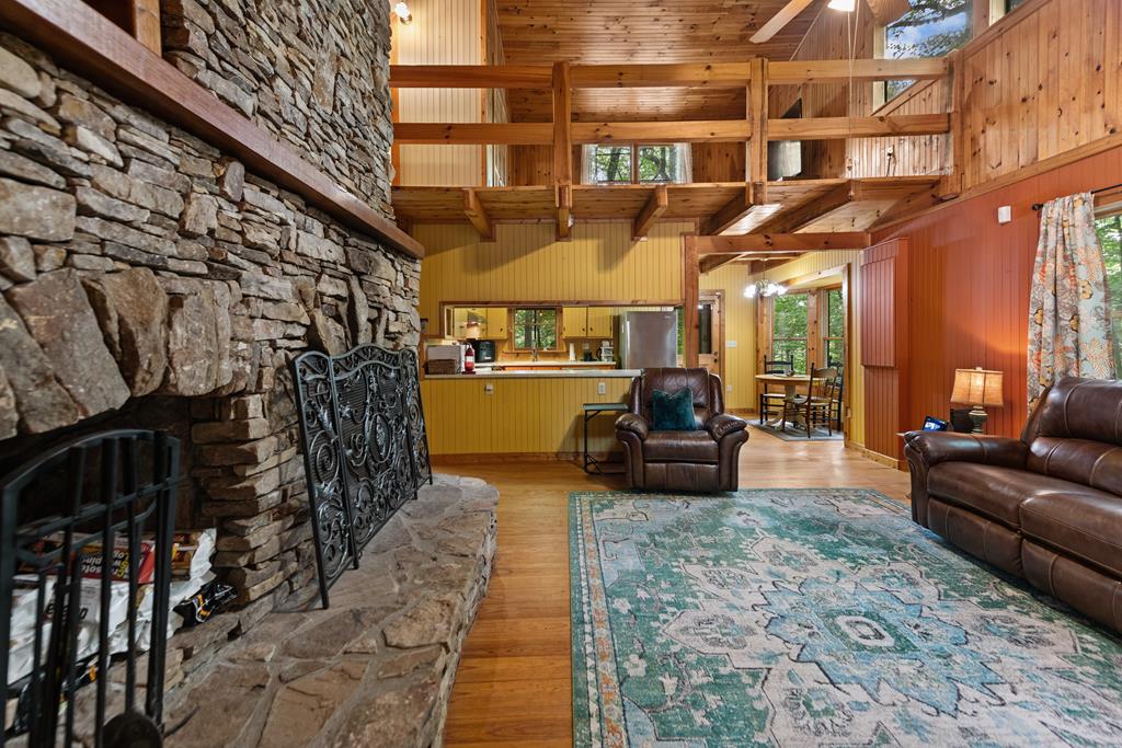 421 Twin Creeks Property Photo 37