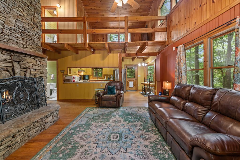 421 Twin Creeks Property Photo 38