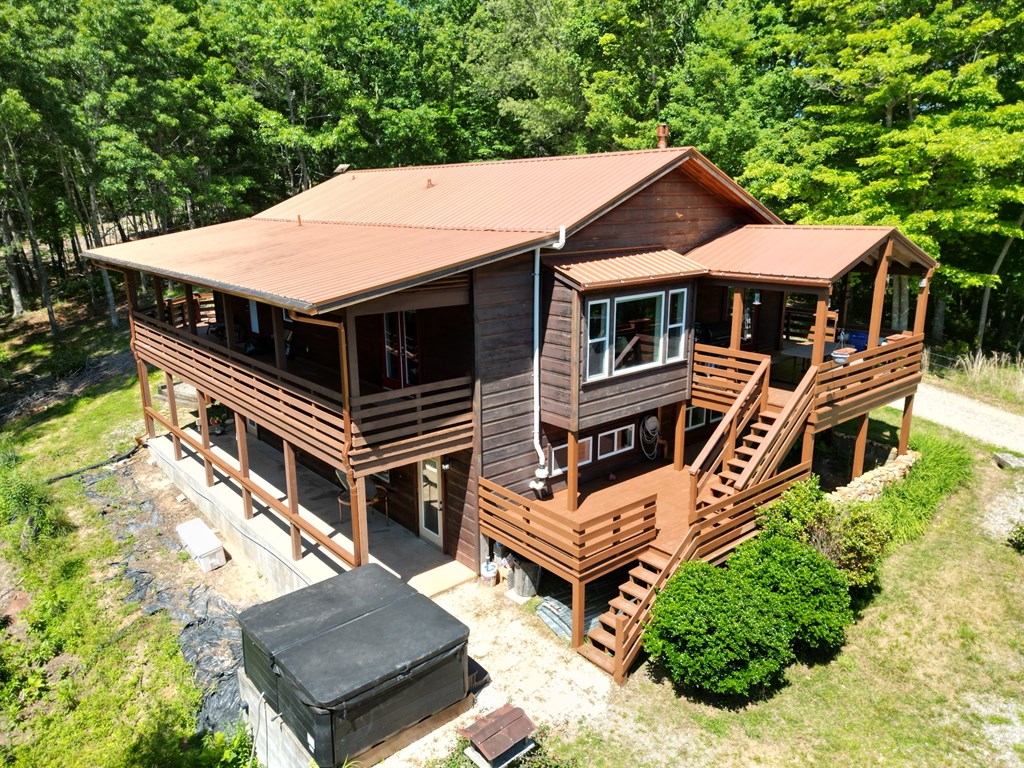 32 Ivey Ridge Property Photo 3