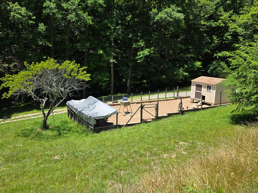 32 Ivey Ridge Property Photo 36